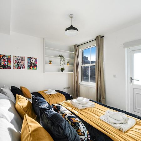 Boutique Central Hackney Abode - Balcony - Sleeps 6 Διαμέρισμα Λονδίνο Εξωτερικό φωτογραφία